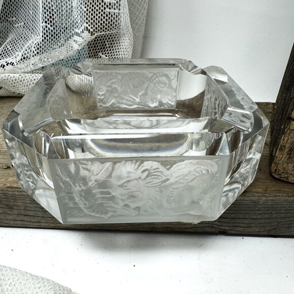 Vintage Bohemian Crystal Ashtray With Frosted Zodiac Design Elegant  & Heavy - Picture 3 of 16